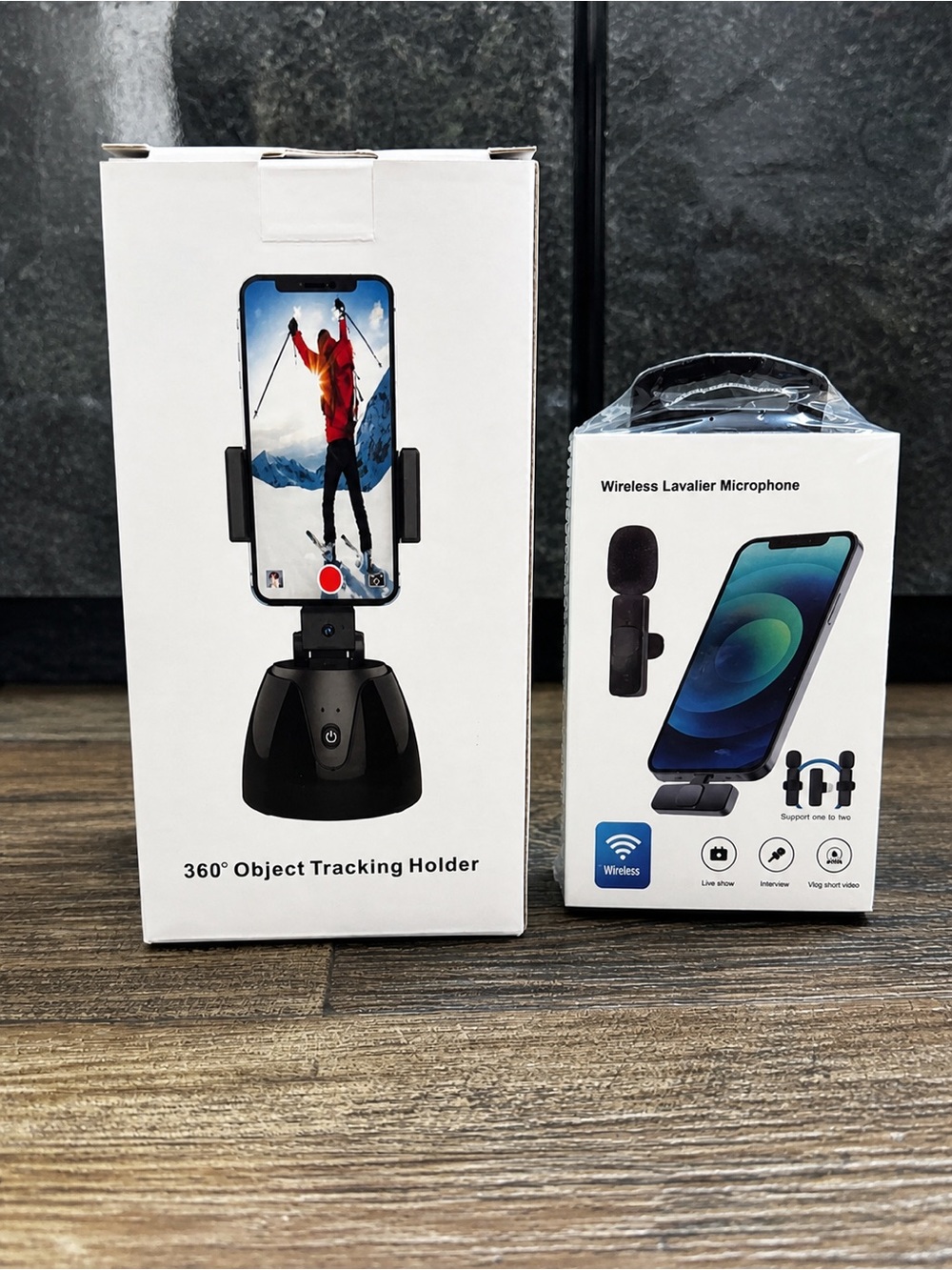 Live-streaming  Bundle: Tracking Phone Holder + Wireless Lavalier Microphone